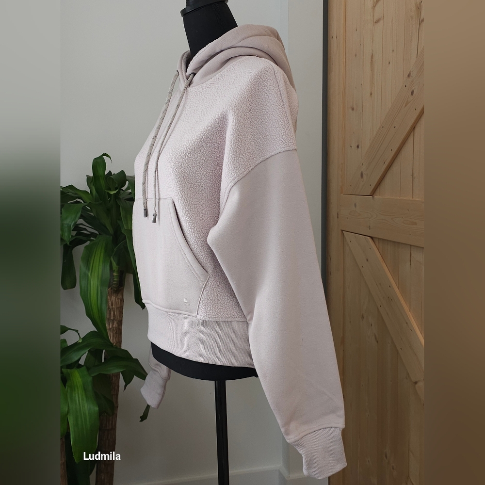LOLE size M womens' abalone hoodie - Picture 4 of 8